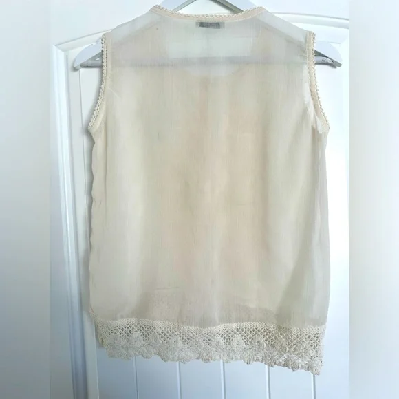 Ivory top ,Size S - Picture 2 of 2